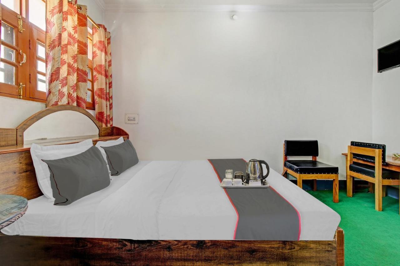 Super Oyo Capital O 91600 The Village Classic Hotel And Restaurant Srīnagar Exteriör bild